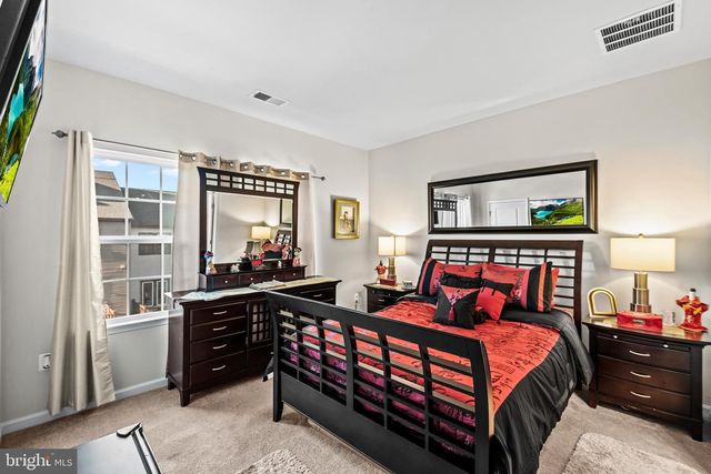 1318 TRESTLE DR, Fredericksburg, VA 22401