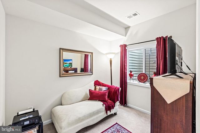 1318 TRESTLE DR, Fredericksburg, VA 22401