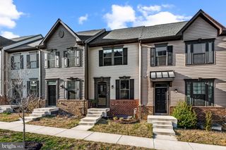 1318 TRESTLE DR, Fredericksburg, VA 22401