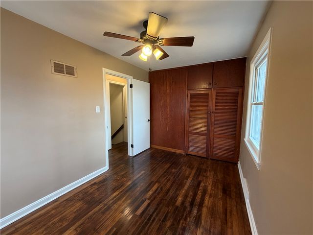 959 Bechtol, Sharon, PA 16146