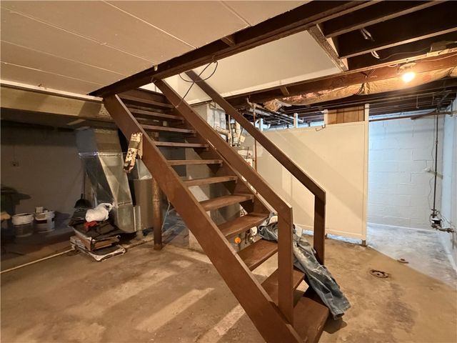 959 Bechtol, Sharon, PA 16146