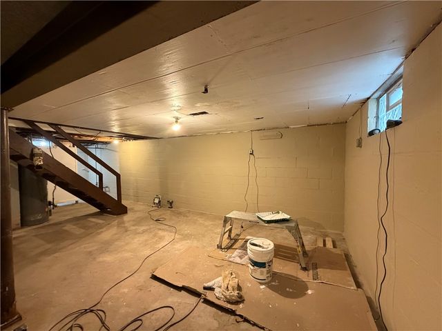 959 Bechtol, Sharon, PA 16146