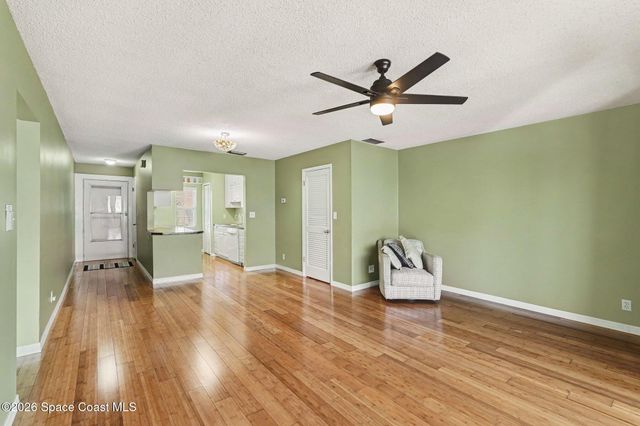 1047 Small Court 38, Indian Harbour Beach, FL 32937