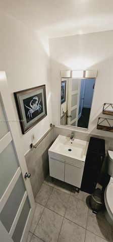 842 Meridian Ave 3D, Miami Beach, FL 33139