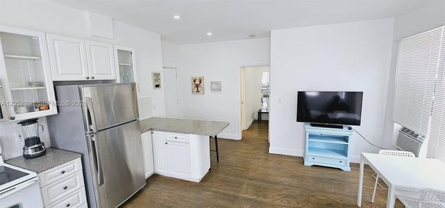 842 Meridian Ave 3D, Miami Beach, FL 33139