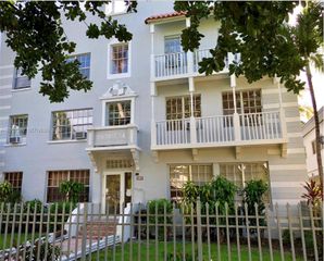842 Meridian Ave 3D, Miami Beach, FL 33139