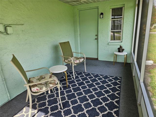 304 GRAYSTON PLACE, Sun City Center, FL 33573