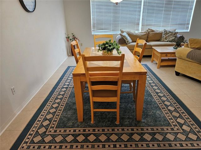 304 GRAYSTON PLACE, Sun City Center, FL 33573