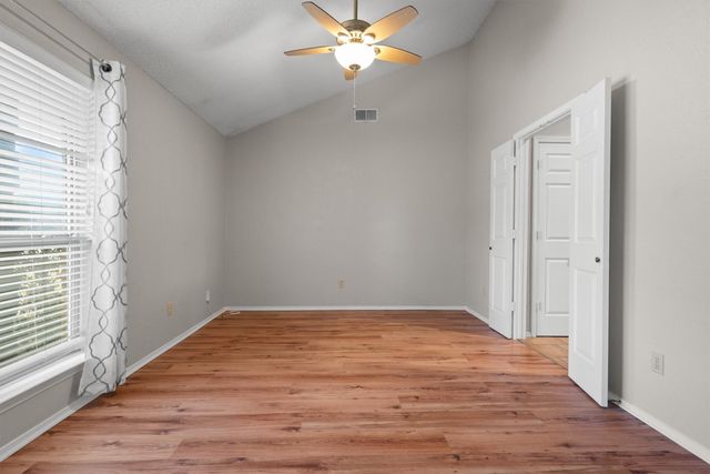 3018 Hilltop Drive, Euless, TX 76039