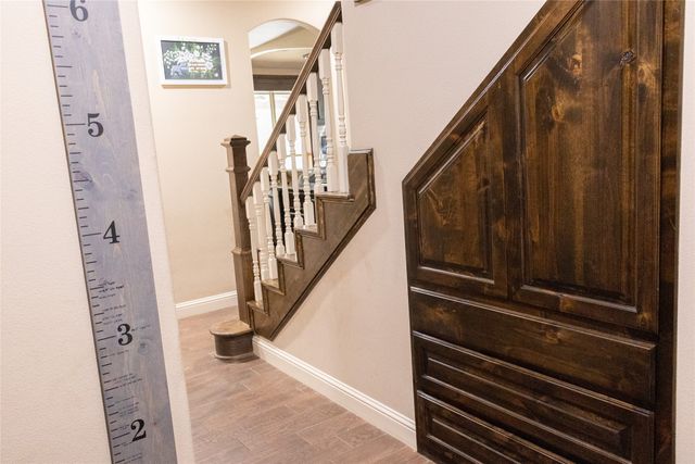 108 Oak Creek Drive, Springtown, TX 76082