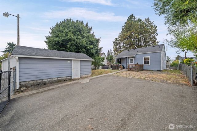 4811 S K Street, Tacoma, WA 98408