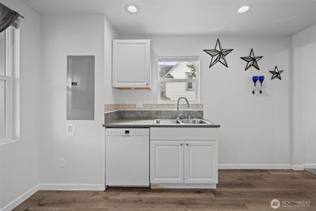 4811 S K Street, Tacoma, WA 98408