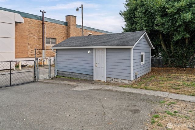 4811 S K Street, Tacoma, WA 98408
