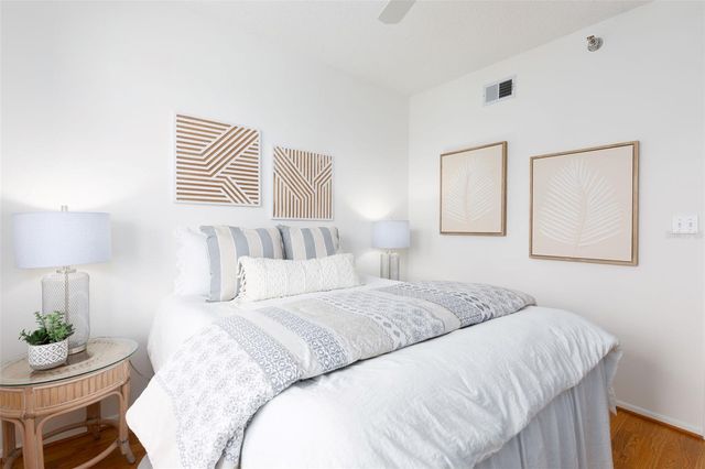 8000 SAILBOAT KEY BOULEVARD S 202, St Pete Beach, FL 33707