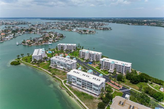 8000 SAILBOAT KEY BOULEVARD S 202, St Pete Beach, FL 33707