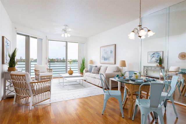 8000 SAILBOAT KEY BOULEVARD S 202, St Pete Beach, FL 33707