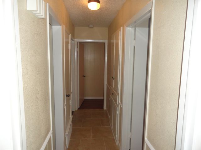 1809 Santa Clara Court, Grand Prairie, TX 75051