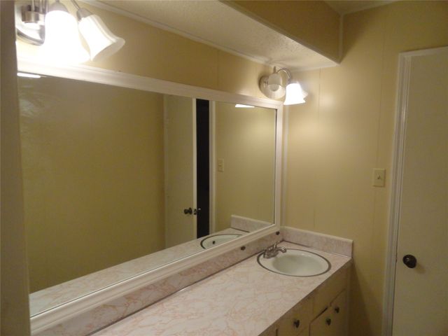 1809 Santa Clara Court, Grand Prairie, TX 75051