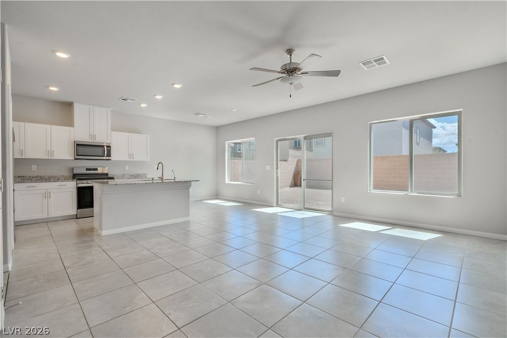 3831 Lambent Avenue, North Las Vegas, NV 89084 — photo 5