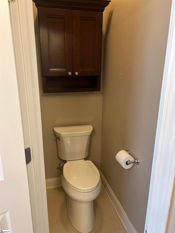 8 Amsterdam Lane, Simpsonville, SC 29681