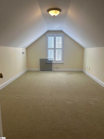 8 Amsterdam Lane, Simpsonville, SC 29681