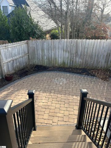 8 Amsterdam Lane, Simpsonville, SC 29681