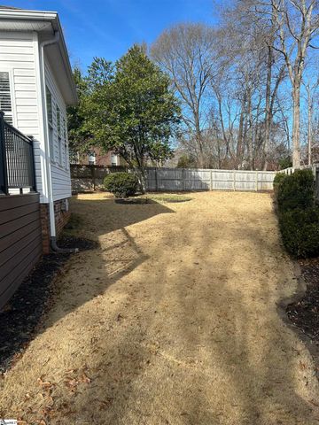 8 Amsterdam Lane, Simpsonville, SC 29681