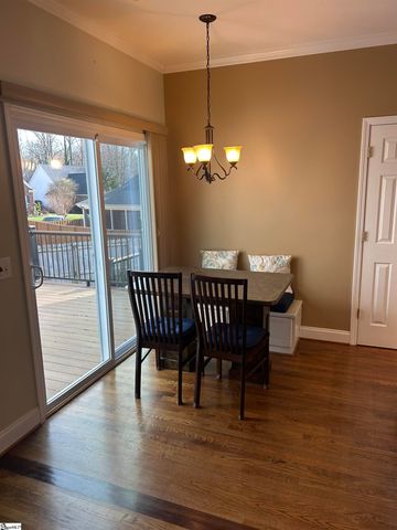 8 Amsterdam Lane, Simpsonville, SC 29681