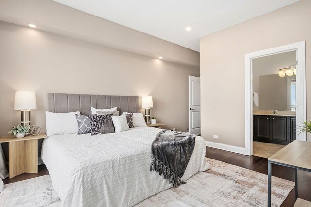 2243 N Lister Avenue 402, Chicago, IL 60614