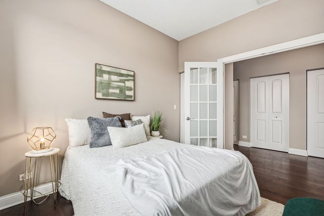 2243 N Lister Avenue 402, Chicago, IL 60614