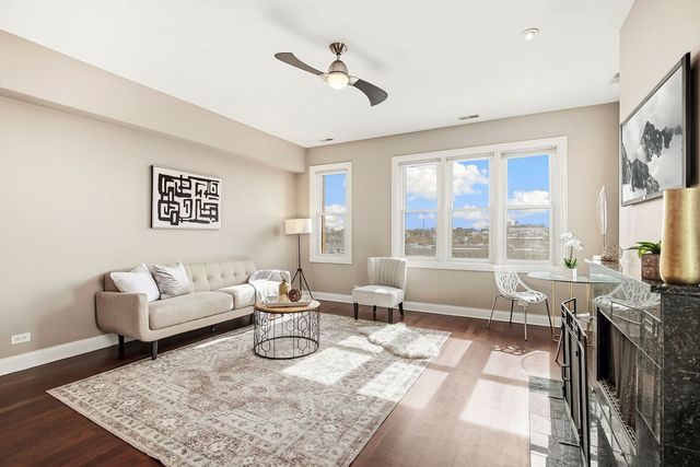 2243 N Lister Avenue 402, Chicago, IL 60614