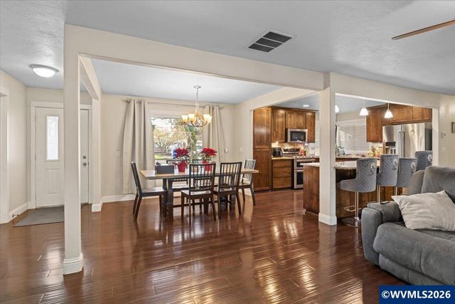 4076 Alana Av SE, Salem, OR 97302