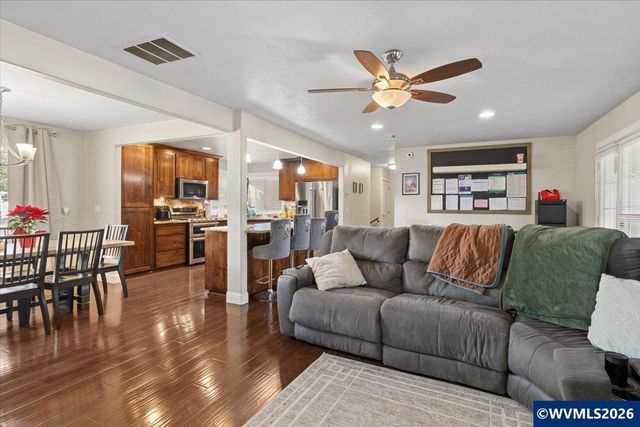 4076 Alana Av SE, Salem, OR 97302