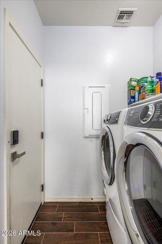 4516 E SANTA FE Lane, Gilbert, AZ 85297