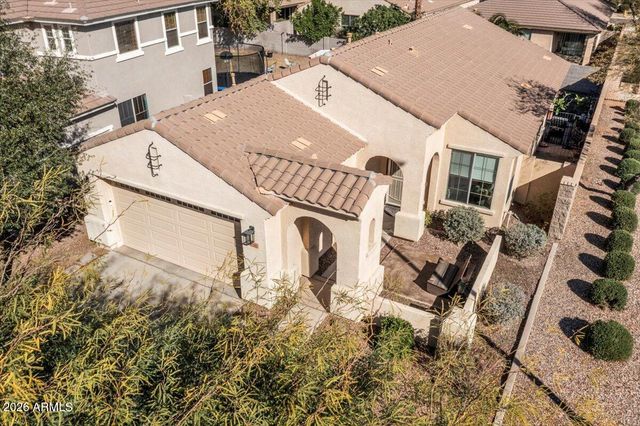 4516 E SANTA FE Lane, Gilbert, AZ 85297