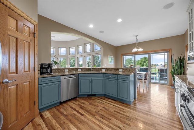 6090 Stags Leap Lane, Marion, IA 52302