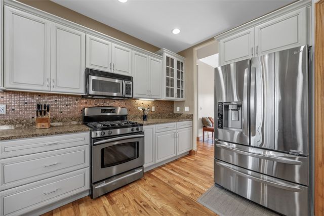 6090 Stags Leap Lane, Marion, IA 52302
