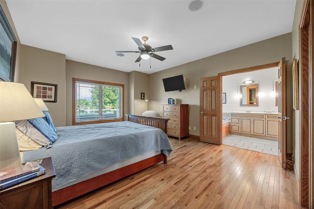 6090 Stags Leap Lane, Marion, IA 52302