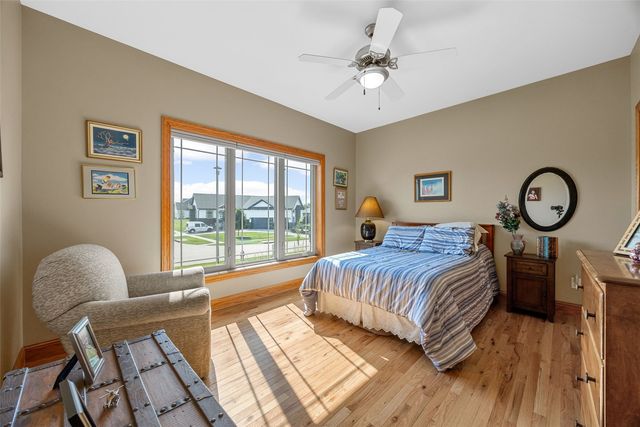 6090 Stags Leap Lane, Marion, IA 52302