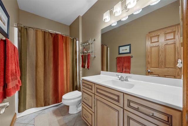 6090 Stags Leap Lane, Marion, IA 52302