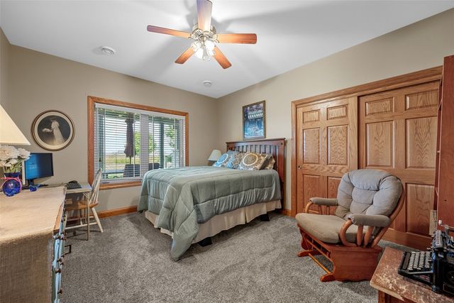 6090 Stags Leap Lane, Marion, IA 52302