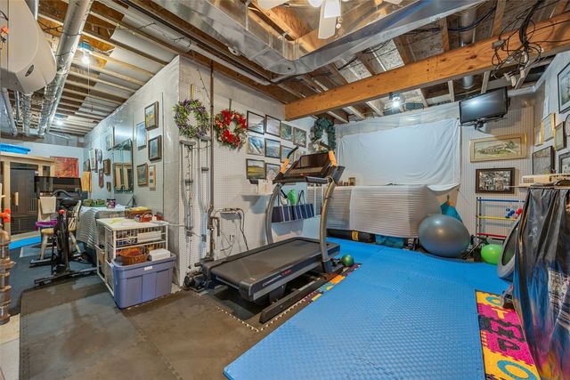 6090 Stags Leap Lane, Marion, IA 52302