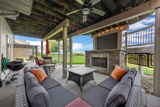 6090 Stags Leap Lane, Marion, IA 52302
