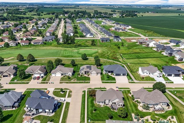 6090 Stags Leap Lane, Marion, IA 52302