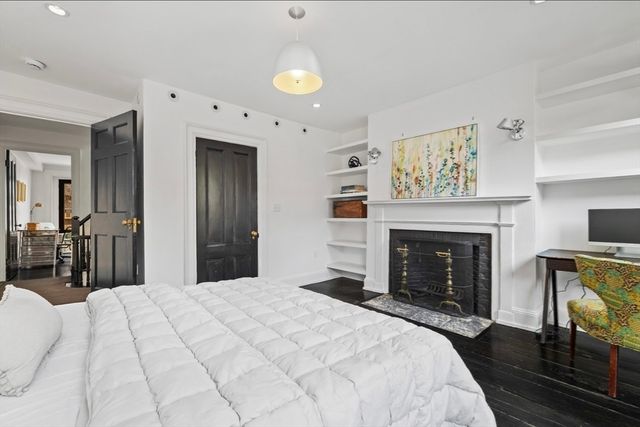 22 Joy Street, Boston, MA 02114