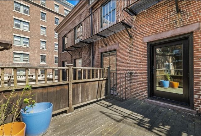 22 Joy Street, Boston, MA 02114
