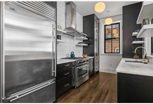 22 Joy Street, Boston, MA 02114