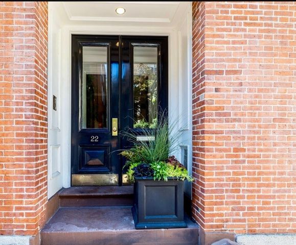 22 Joy Street, Boston, MA 02114