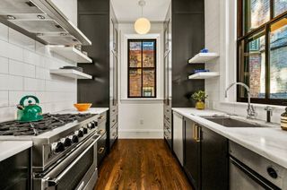 22 Joy Street, Boston, MA 02114