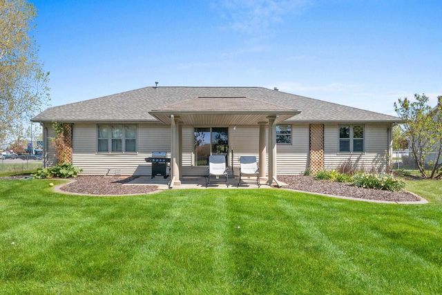 674 SWAN ROAD, De Pere, WI 54115
